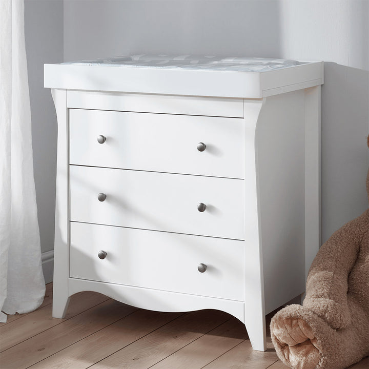 CuddleCo Clara 2 Piece Set 3-Drawer Dresser + Cot Bed - White