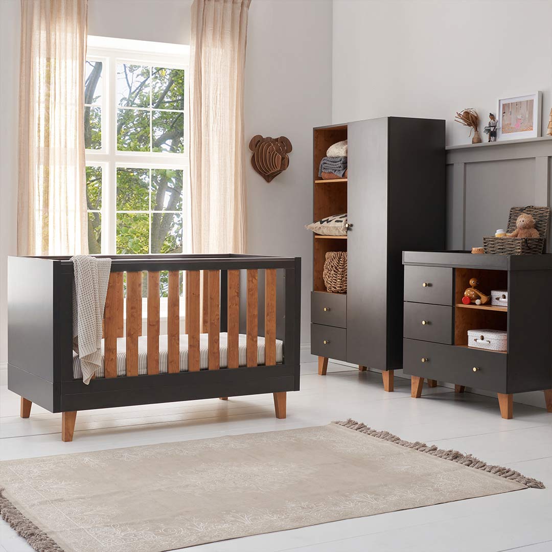 tutt-bambini-como-3-piece-slate-grey-rosewood-lifestyle_16e24d98-967e-45e9-b10e-7b7b86f504a0-Natural Baby Shower