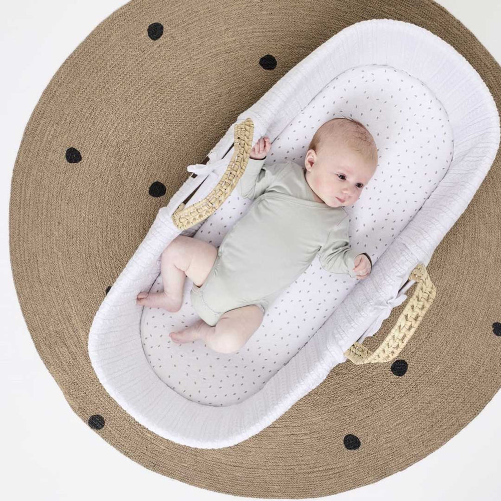 The Little Green Sheep Organic Knitted Moses Basket & Mattress - White-Moses Baskets- | Natural Baby Shower