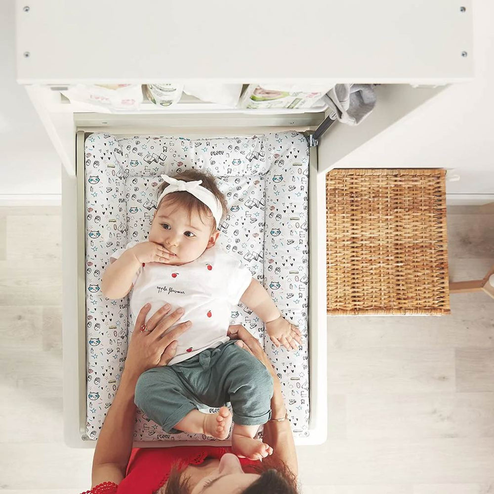 babymoov Wall Changing Table-Changing Units- | Natural Baby Shower
