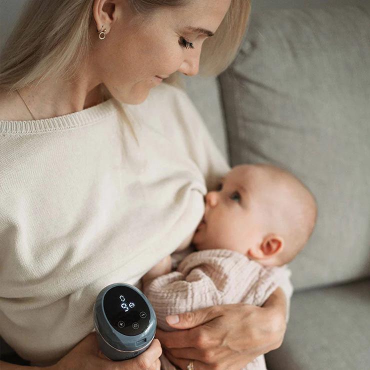 Celebrating World Breast Pumping Day | Natural Baby Shower