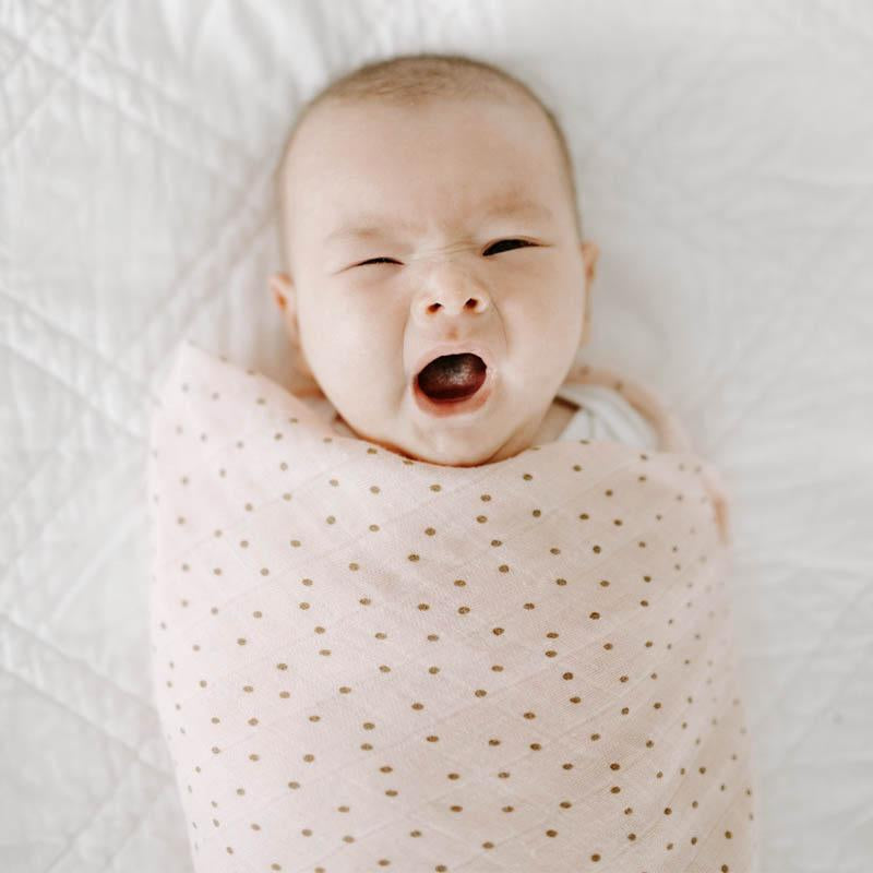 When should I stop swaddling my baby? - Natural Baby Shower