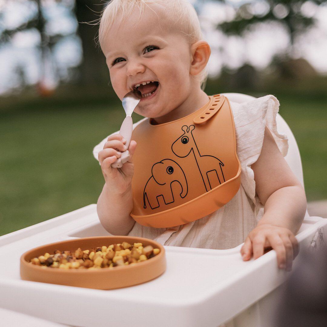 Top Tips to Start Weaning Your Baby - Natural Baby Shower
