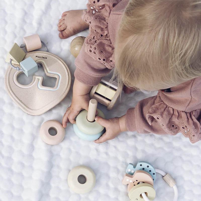 Top 10 Eco Friendly Gifts for Christmas - Natural Baby Shower
