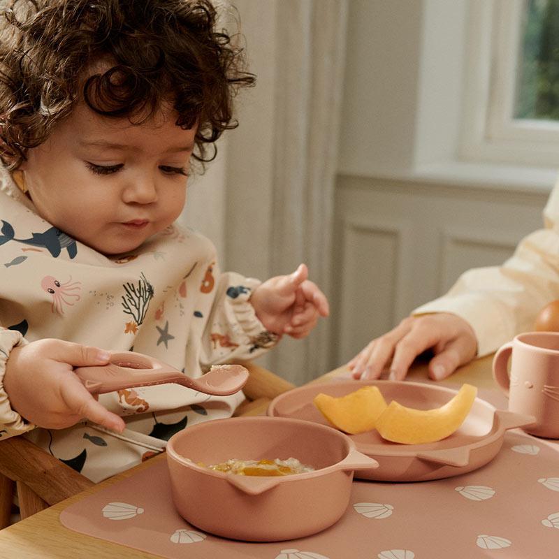 Toddler Feeding Essentials Guide for Easy Mealtimes | Natural Baby Shower