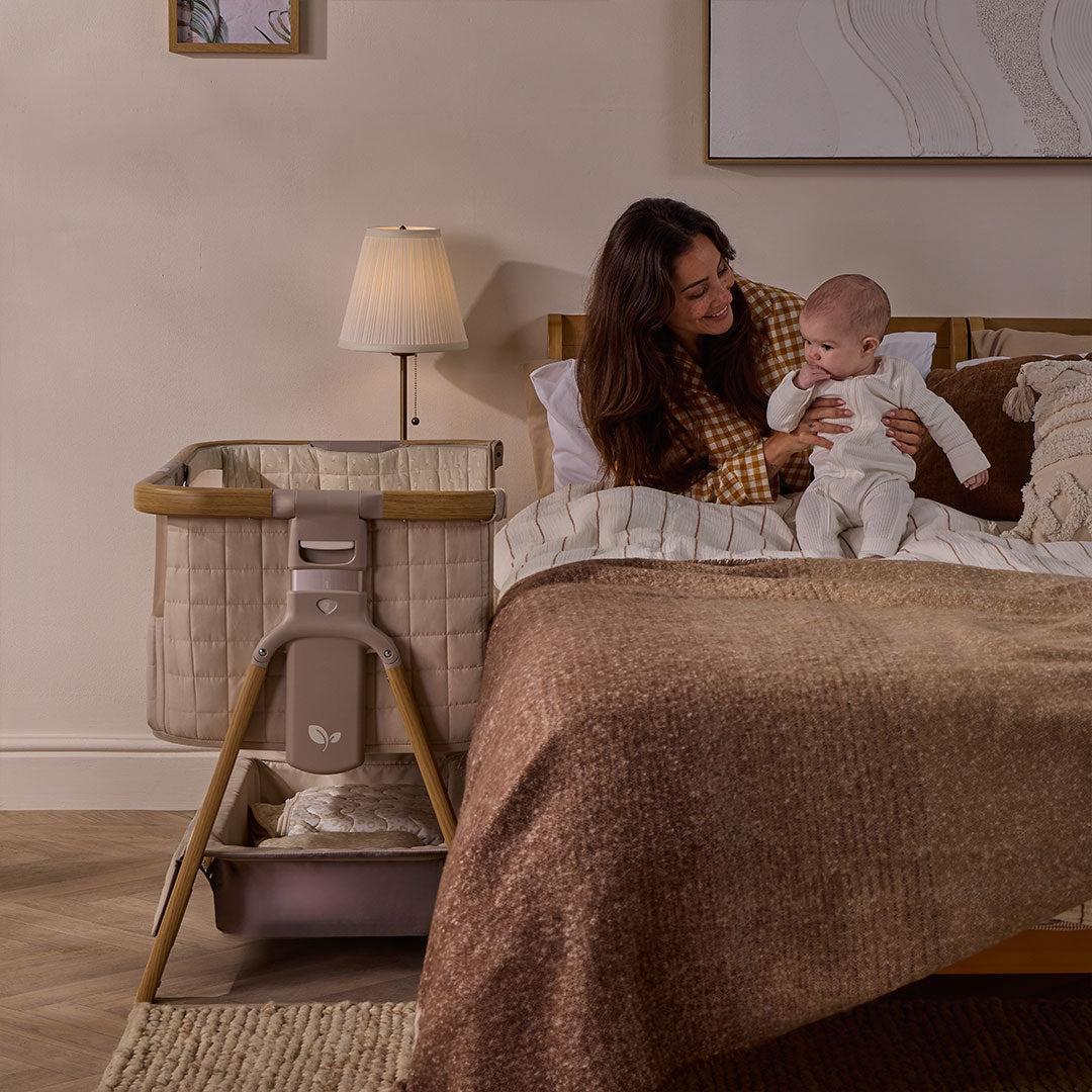 Moses Basket vs Bedside Crib | Natural Baby Shower