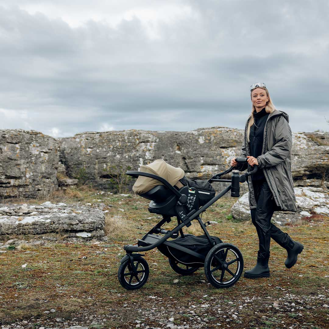 Thule-Maple-Connect-Lifestyle-1 | Natural Baby Shower