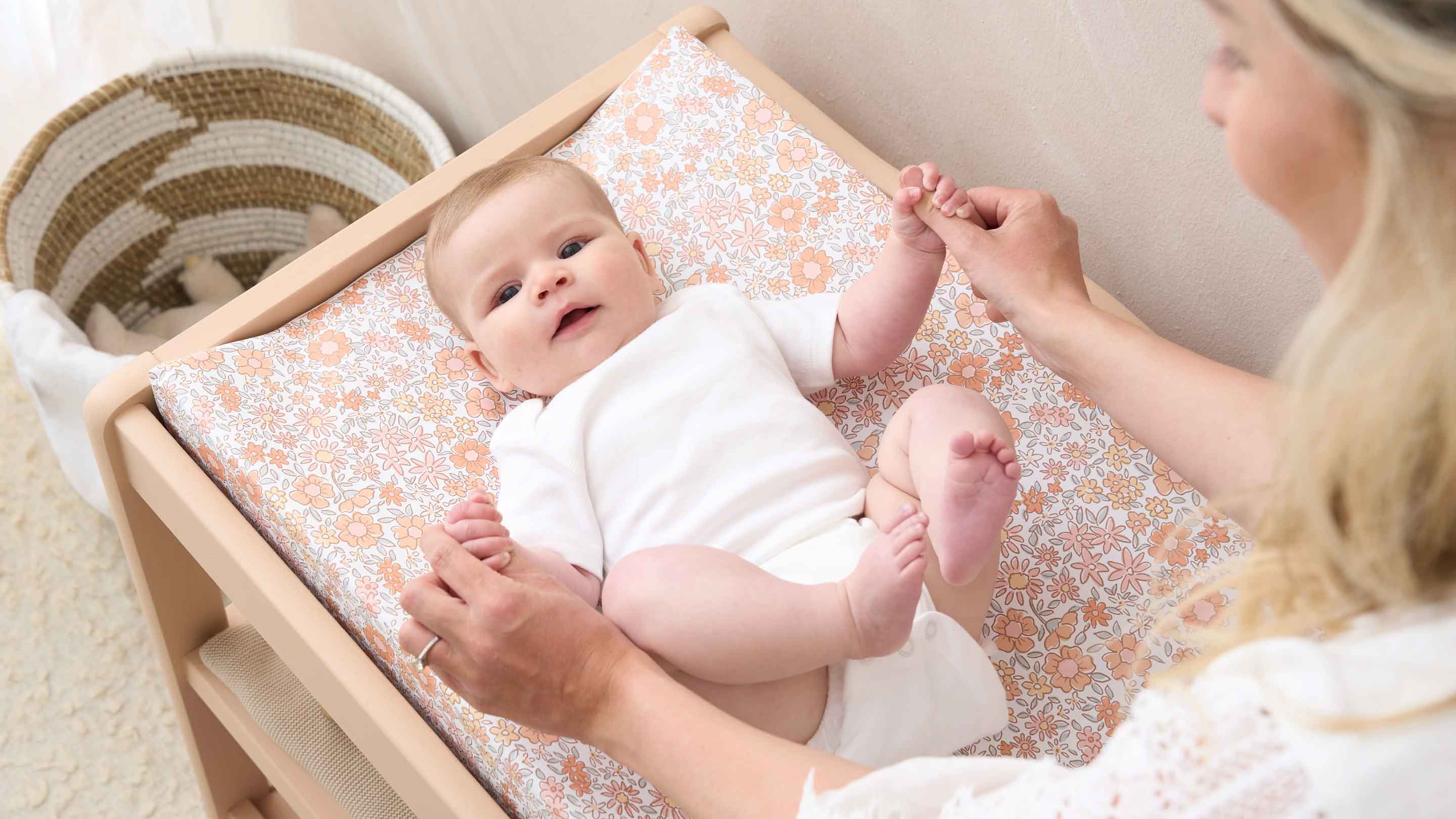 anti-roll-changing-mats-hero-banner | Natural Baby Shower