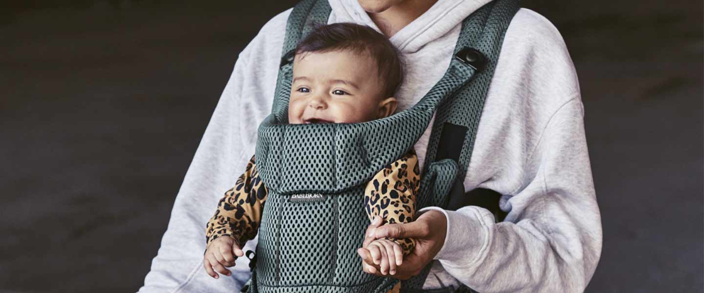 babybjorn-baby-carriers-collection-banner-Natural Baby Shower