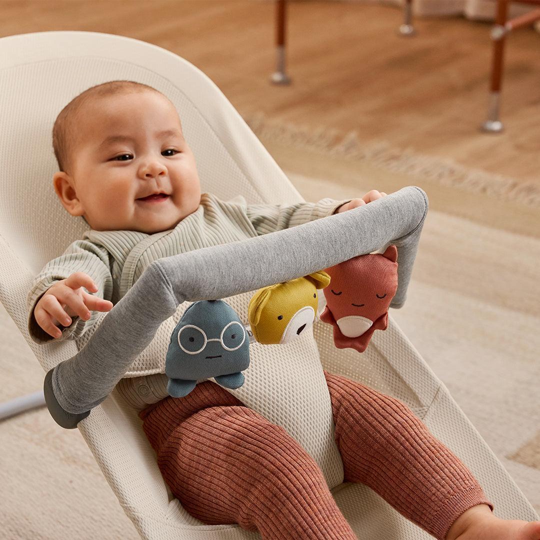 BabyBjörn Begin Baby Bouncer Airy Mesh - Cream-Baby Bouncers-Without Toy Bar- | Natural Baby Shower