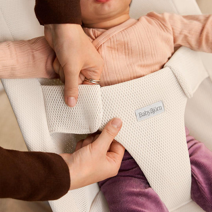 BabyBjörn Begin Baby Bouncer Airy Mesh - Cream-Baby Bouncers-Without Toy Bar- | Natural Baby Shower