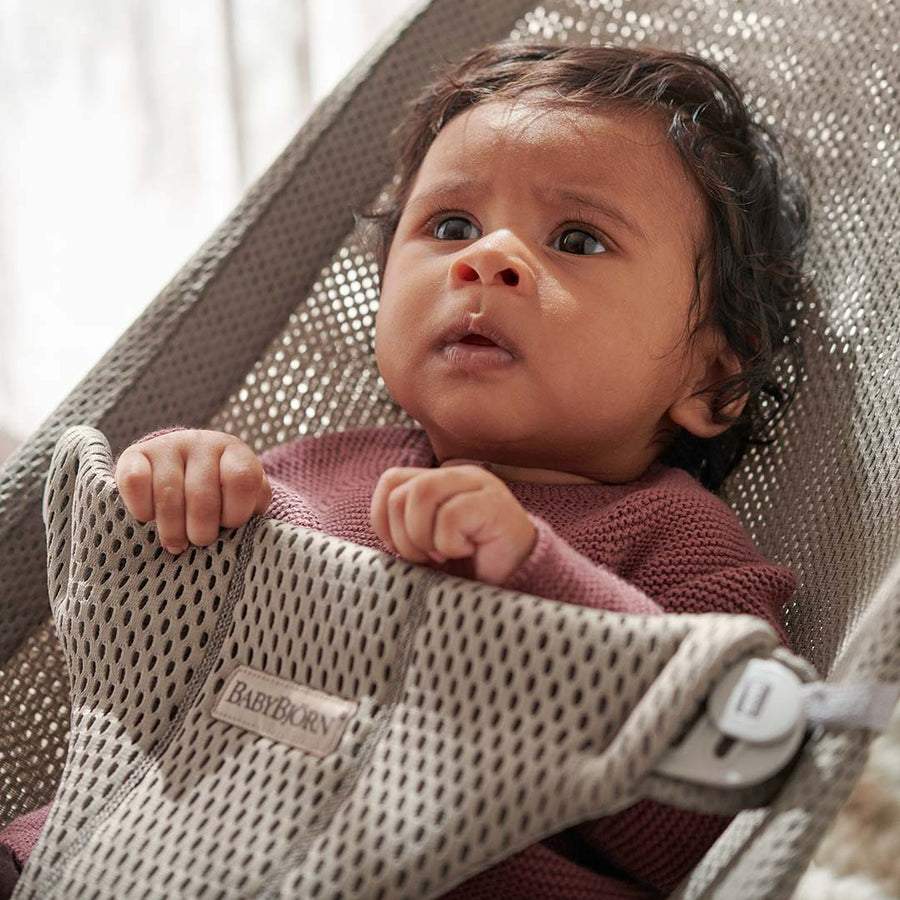 babybj-rn-baby-bouncer-bliss-toy-googly-eyes-pastel-grey-beige