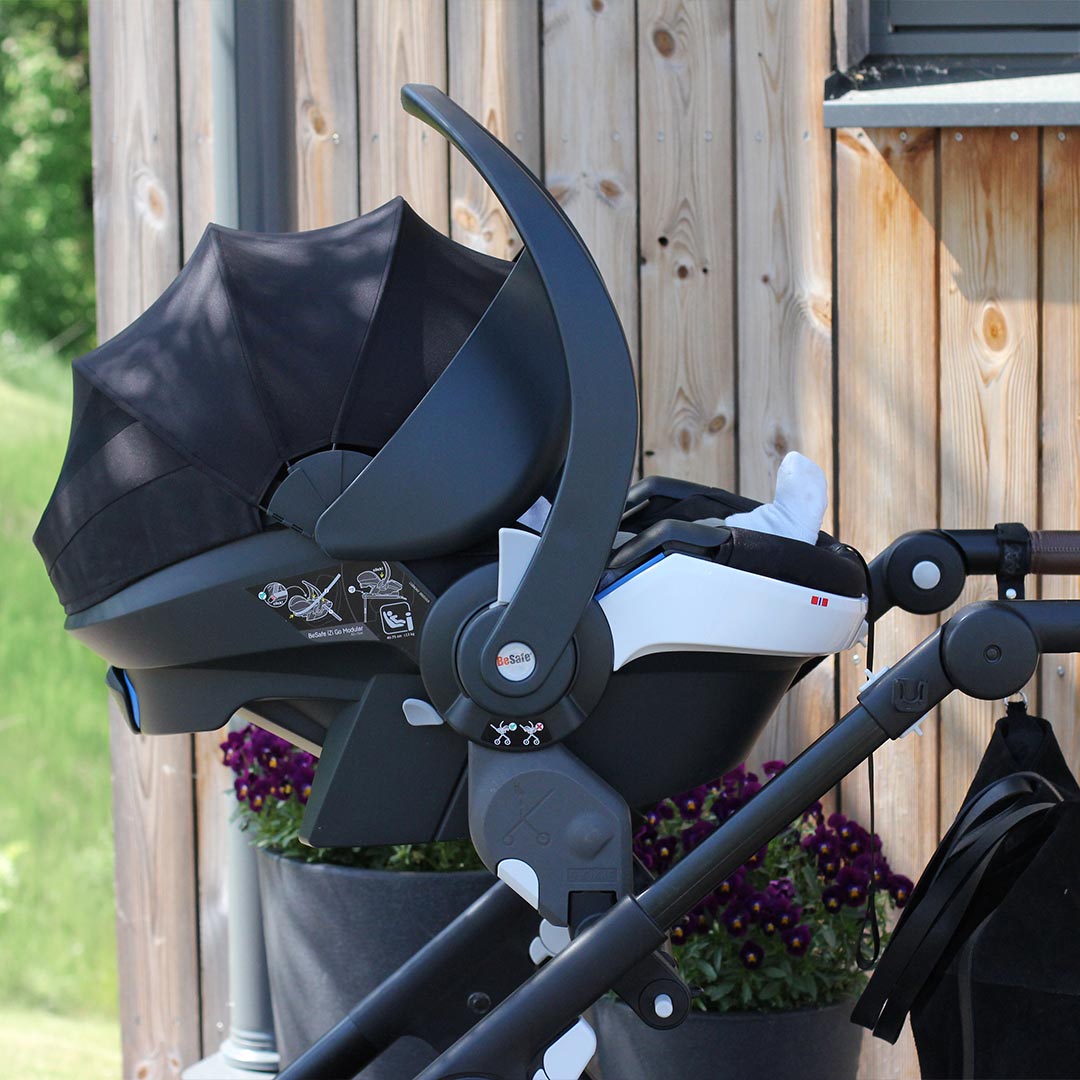 BeSafe iZi Go Modular X2 i-Size Car Seat Black - Main Image