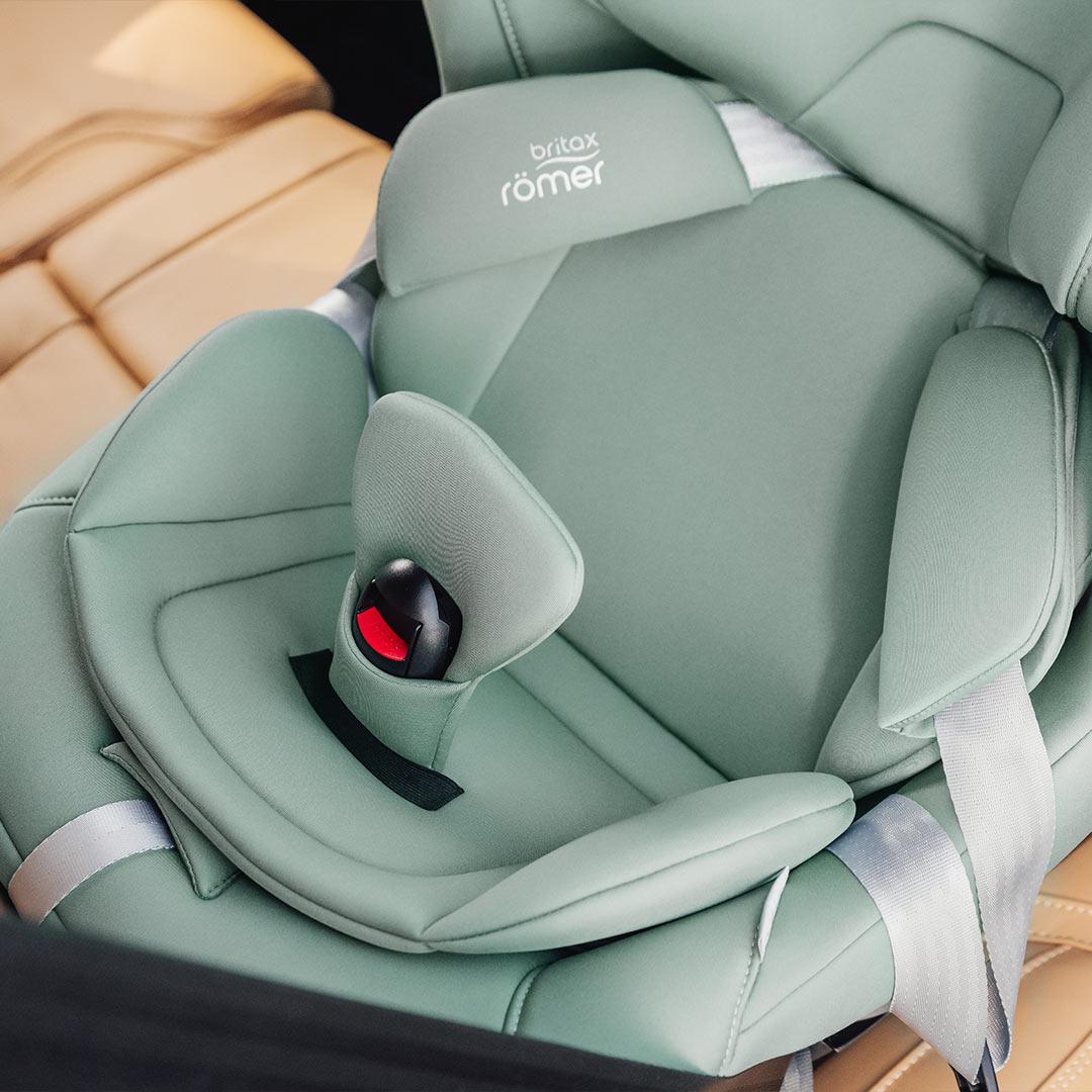 britax-max-safe-lifestyle-7-Natural Baby Shower