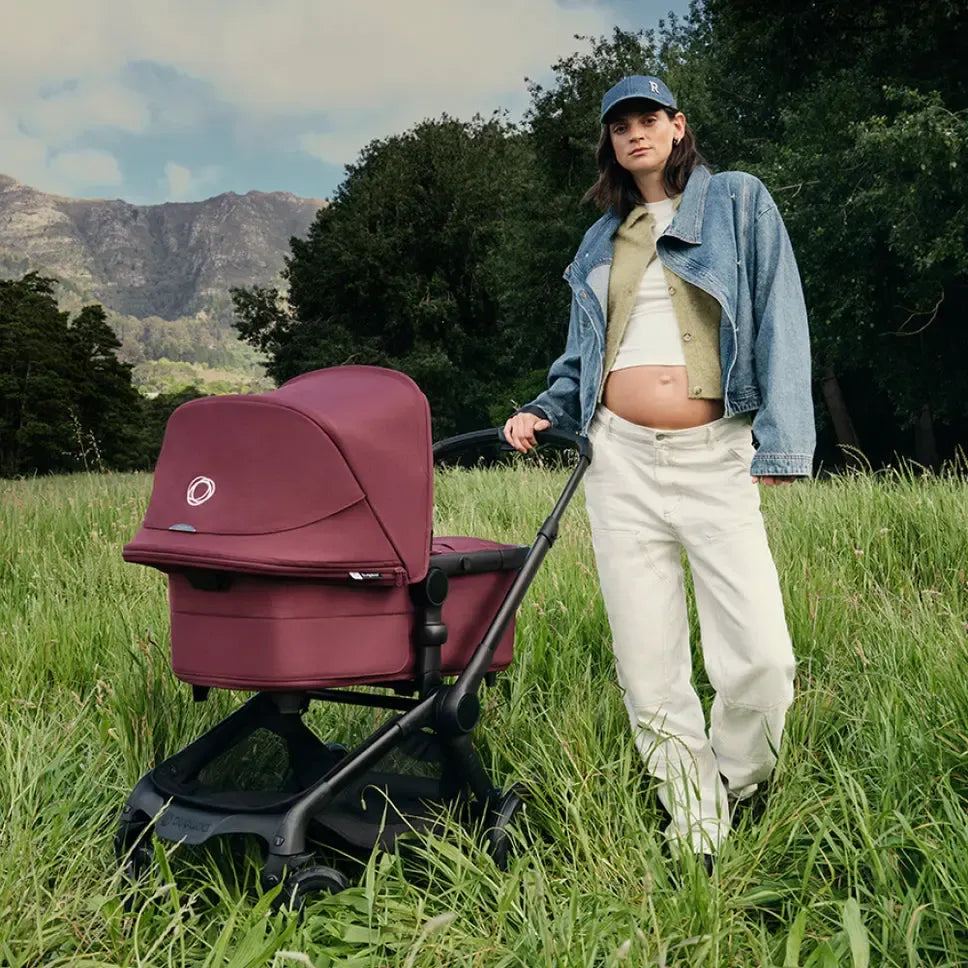 bugaboo-donkey-6-lifestyle-esg-woman-with-stroller-1000x1000-v1 | Natural Baby Shower