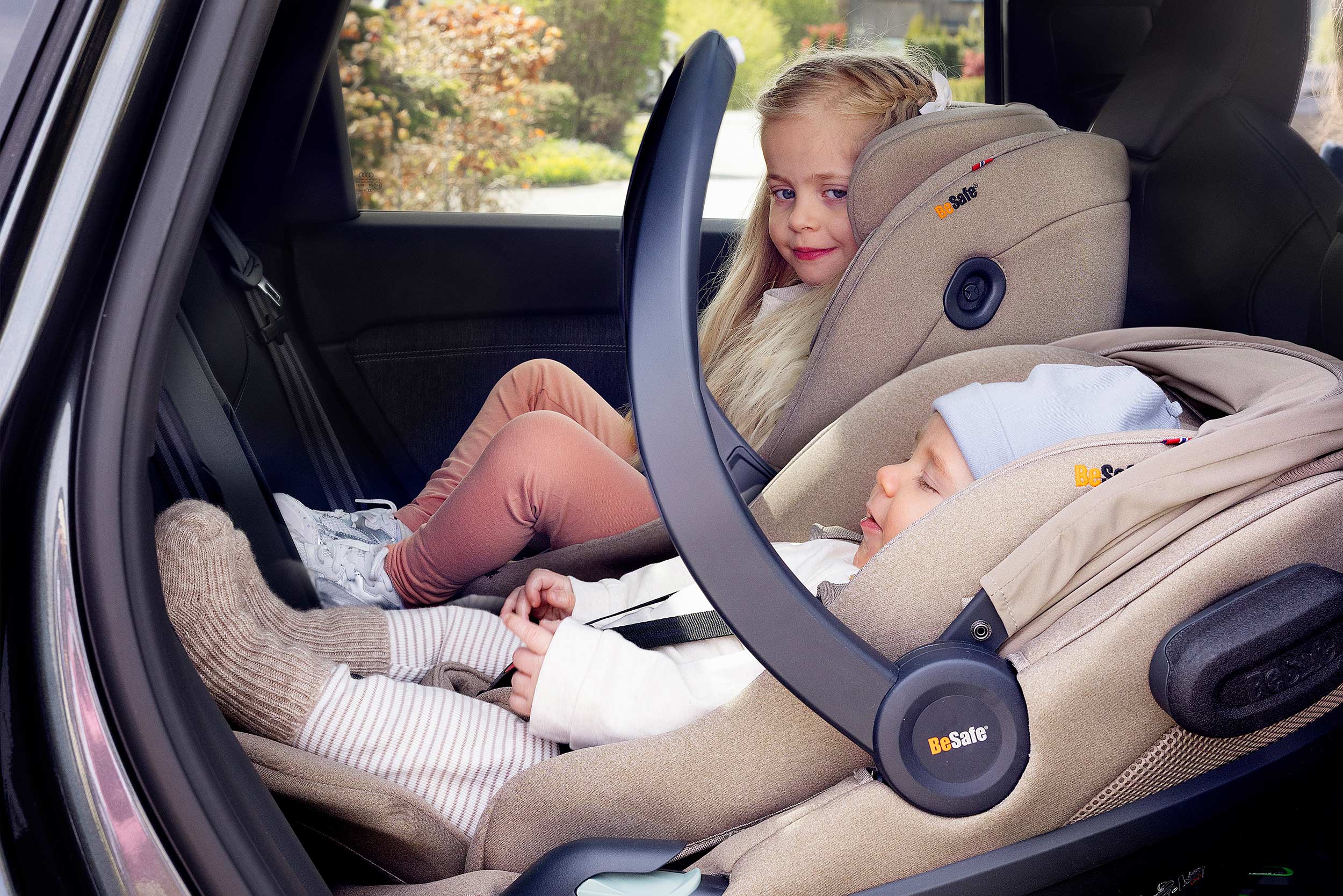 car-seat-hero-banner | Natural Baby Shower