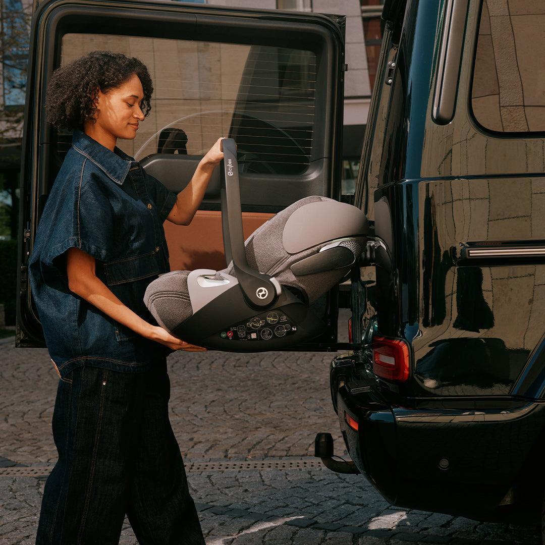 CYBEX Cloud T i-Size Car Seat