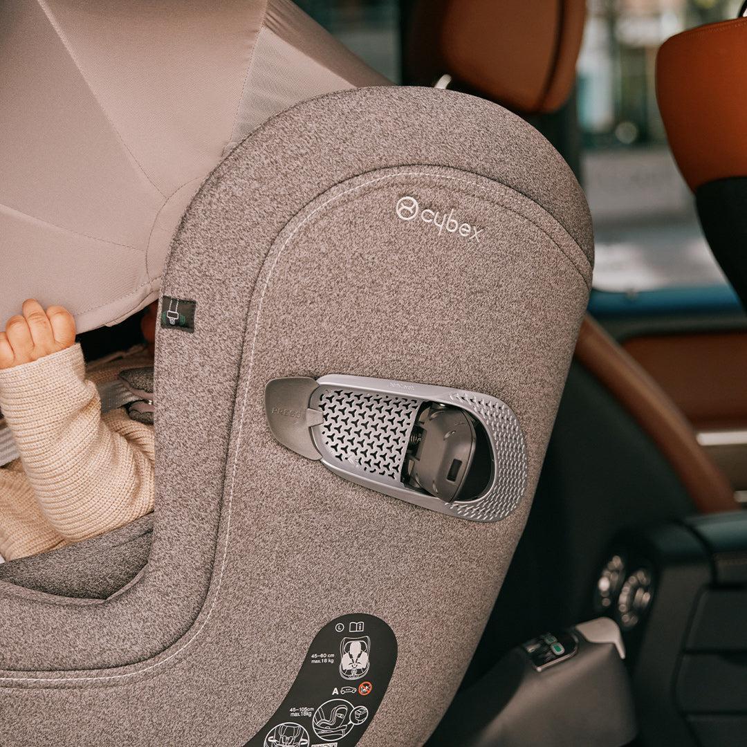 CYBEX Sirona T i-Size Plus Car Seat