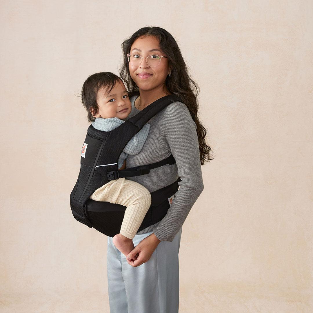 ergobaby Alta ヒップシートベビーキャリア Onyx Black Ergobaby Alta Hip Seat Carrier - Onyx Black