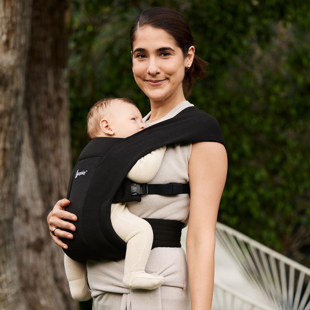 Ergobaby Embrace Newborn Carrier - Pure Black-Baby Carriers- | Natural Baby Shower