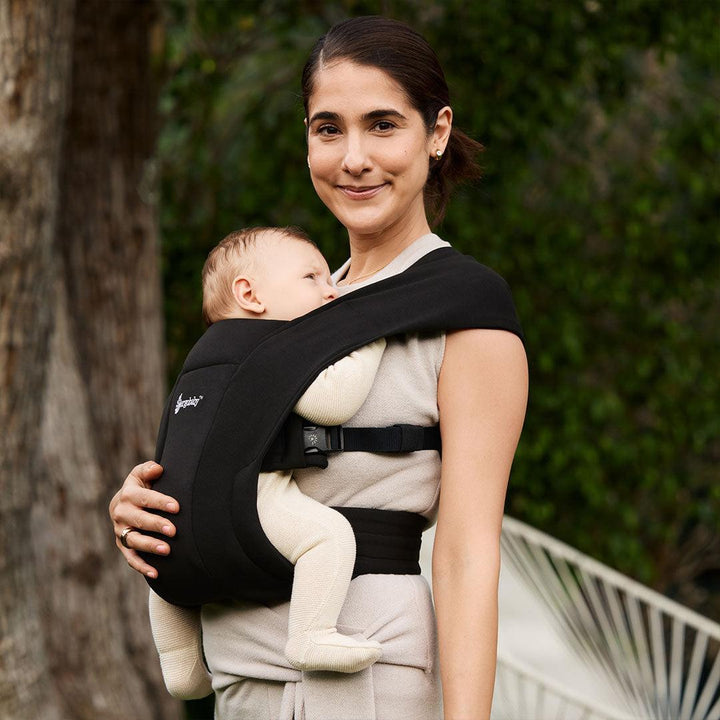 Ergobaby Embrace Newborn Carrier - Pure Black-Baby Carriers- | Natural Baby Shower