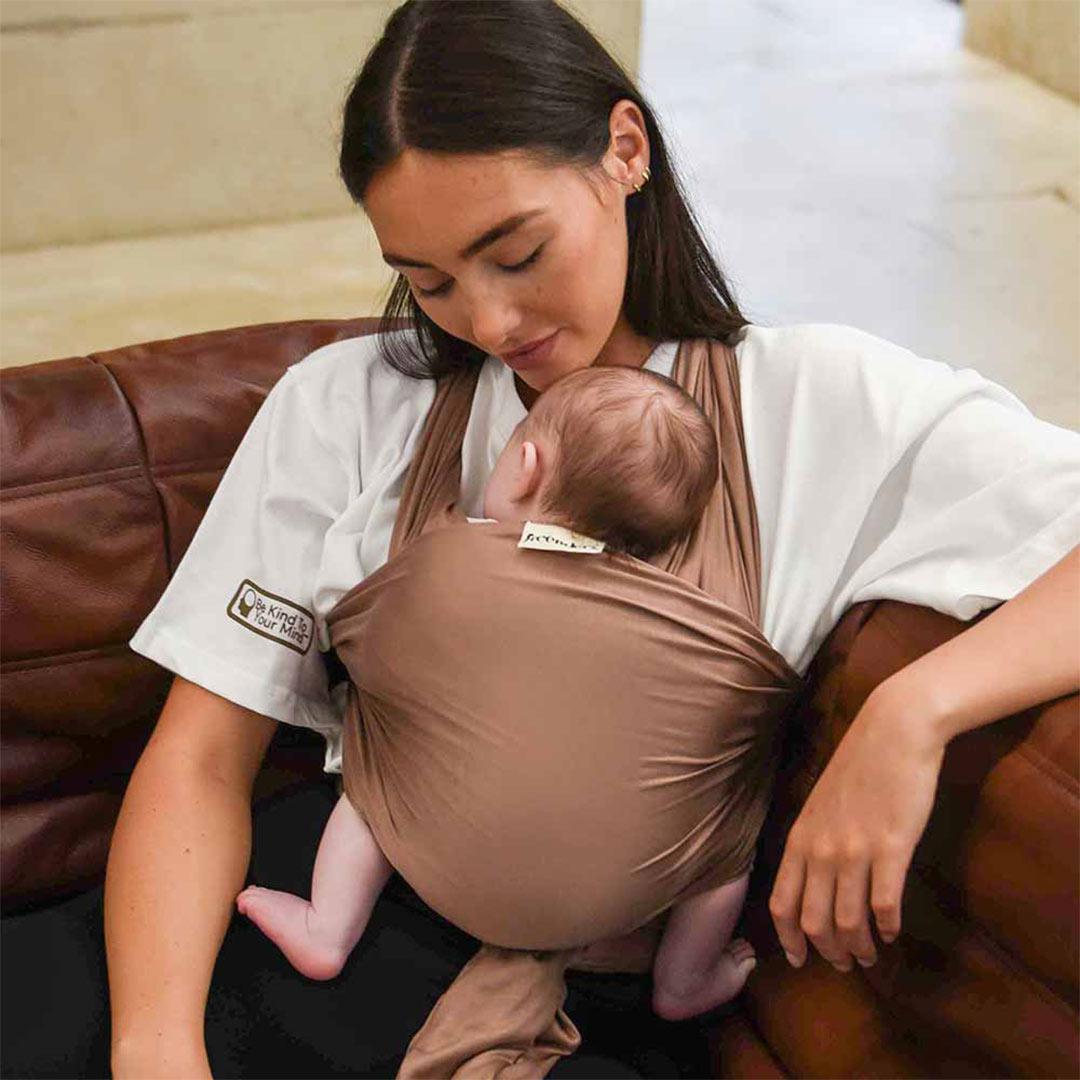 freerider-co-baby-wrap-carrier-pecan-lifestyle-4_429d1466-0a1c-4e70-baa9-8c660b7250f3 | Natural Baby Shower