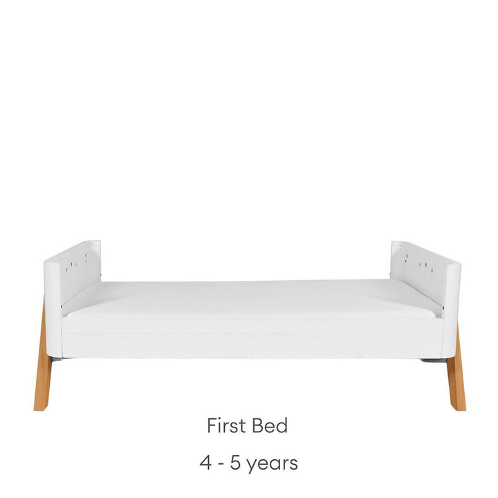 Gaia Baby Hera Cot Bed 'Studio Edit' - White / Oak-Cot Beds-White / Oak-Without Mattress | Natural Baby Shower