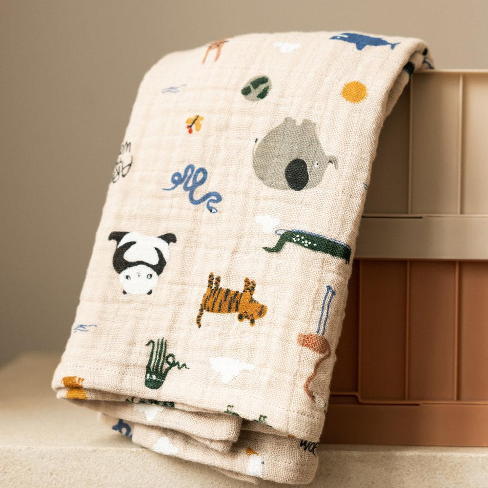Liewood Lewis Muslin Cloth 2-Pack - Around The World / Sandy-Muslin Squares-Around The World / Sandy-One size | Natural Baby Shower