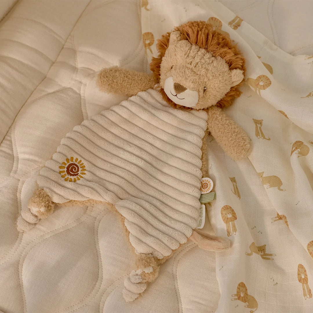 Little Dutch Cuddle Cloth Lion - Safari Friends