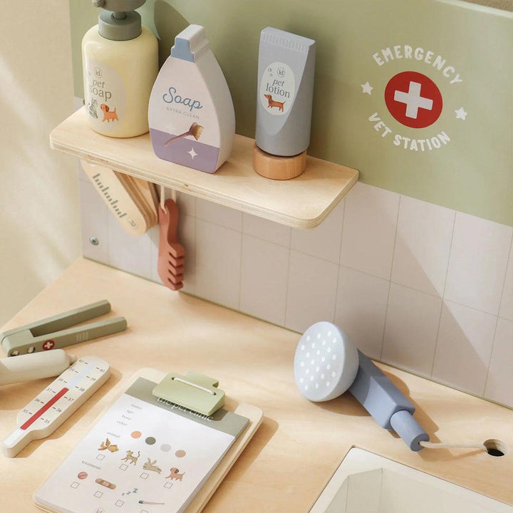Little Dutch Wooden Veterinary Practice-Role Play- | Natural Baby Shower