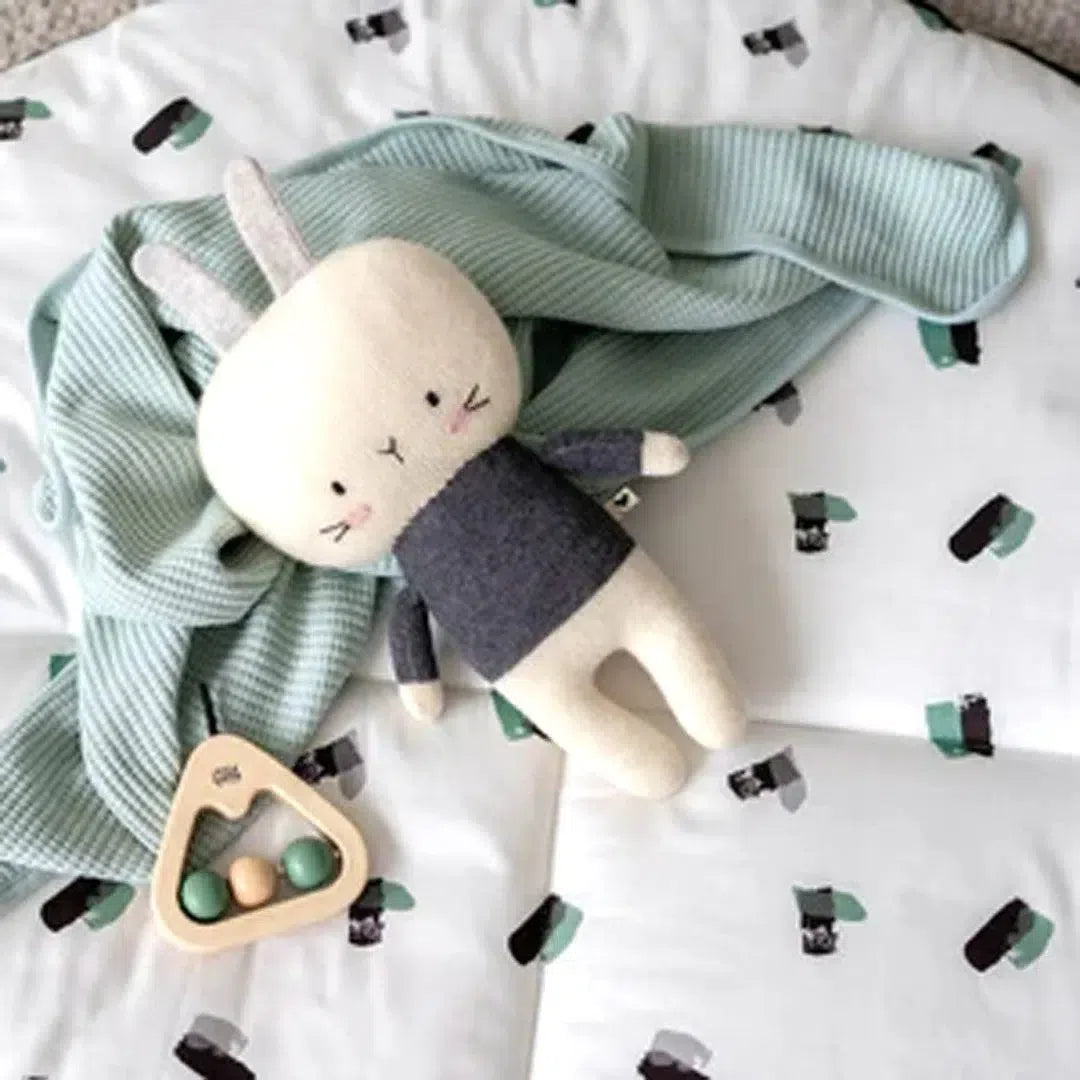 little-hoppa-play-mat-mono-mountains-lifestyle_1800x1800_27b3f2b5-9dba-40ac-bbd5-192c0fead7ea | Natural Baby Shower