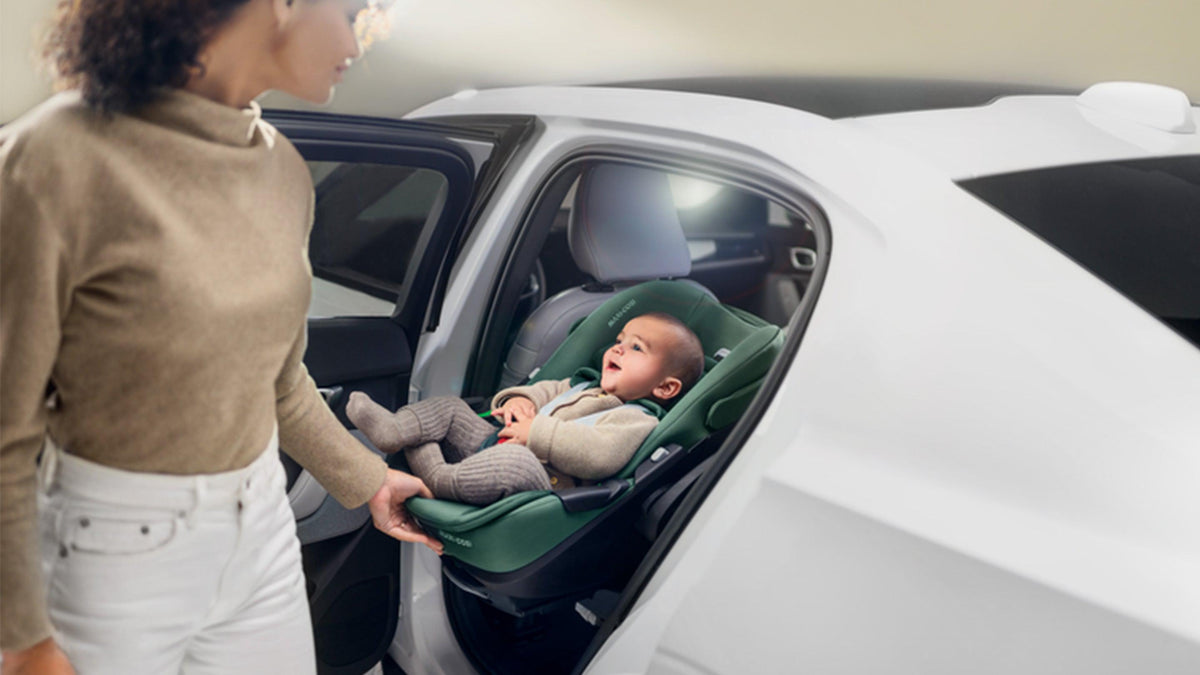 maxi-cosi-car-seats-collection-banner-Natural Baby Shower