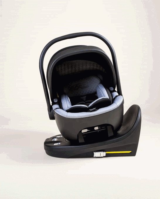 Mountain Buggy Nest R129 i-Size Car Seat & Base - Black-Car Seats-Black- | Natural Baby Shower