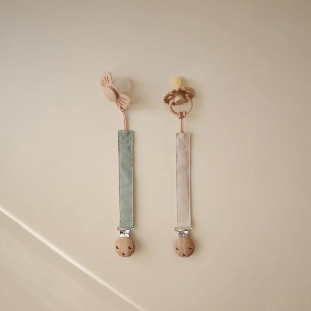 Mushie Linen Pacifier Clip 2-Pack - Olive/Shifting Sand-Pacifier Clips-Olive/Shifting Sand- | Natural Baby Shower