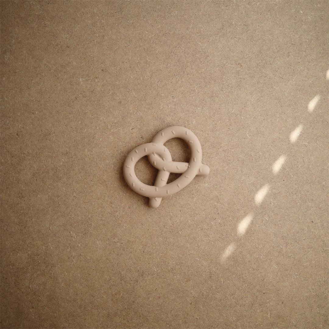 Mushie Teether Pretzel - Natural-Teethers-Natural- | Natural Baby Shower