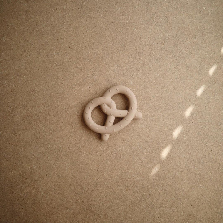 Mushie Teether Pretzel - Natural-Teethers-Natural- | Natural Baby Shower