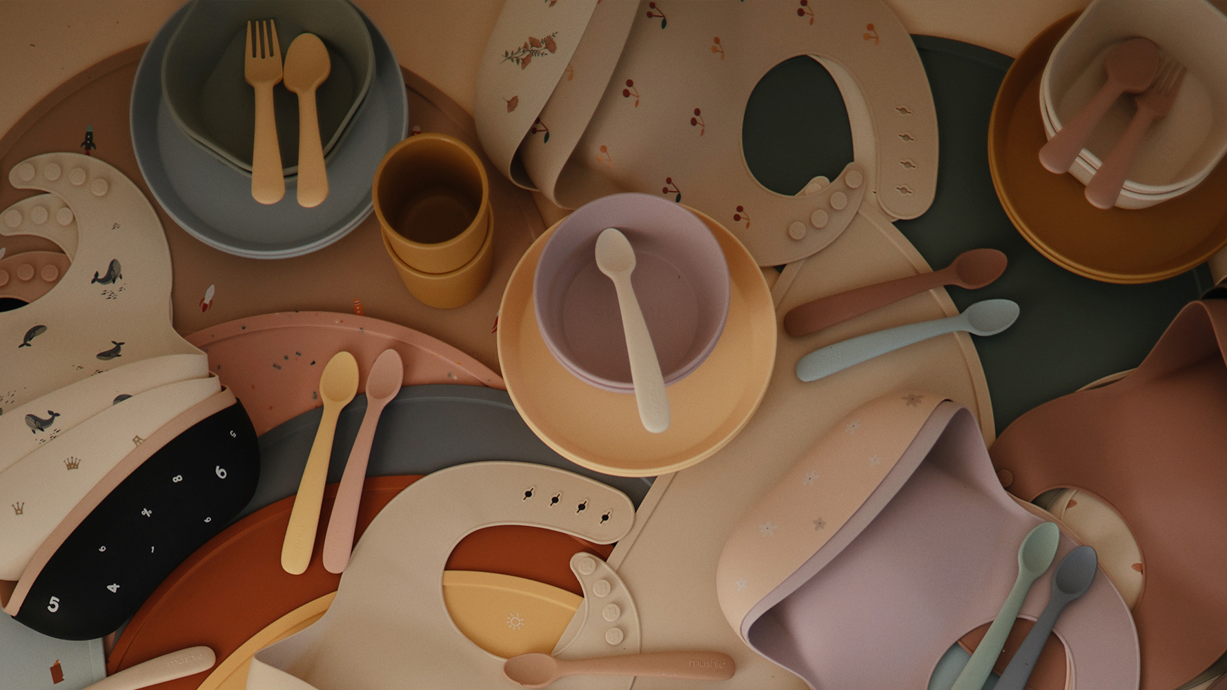 mushie_dinnerware_mix_banner_2000x1000px | Natural Baby Shower