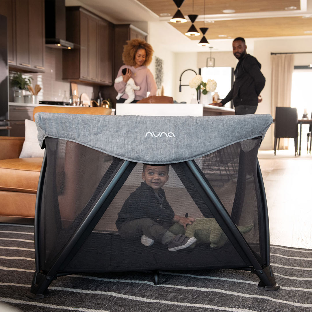 Nuna SENA Aire Travel Cot - Caviar