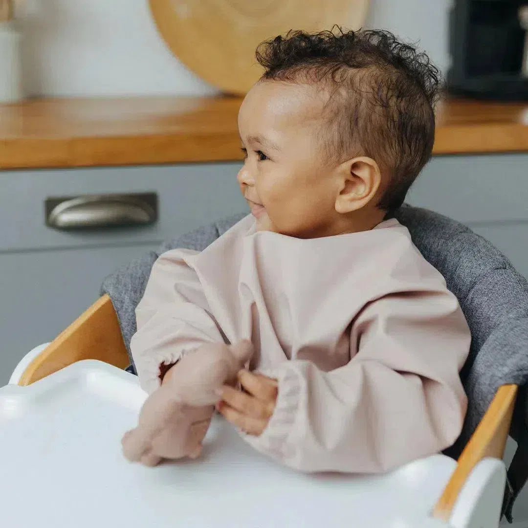 pippeta-waterproof-cape-sleeved-bib-ash-rose-lifestyle-2_1800x1800_jpg-Natural Baby Shower