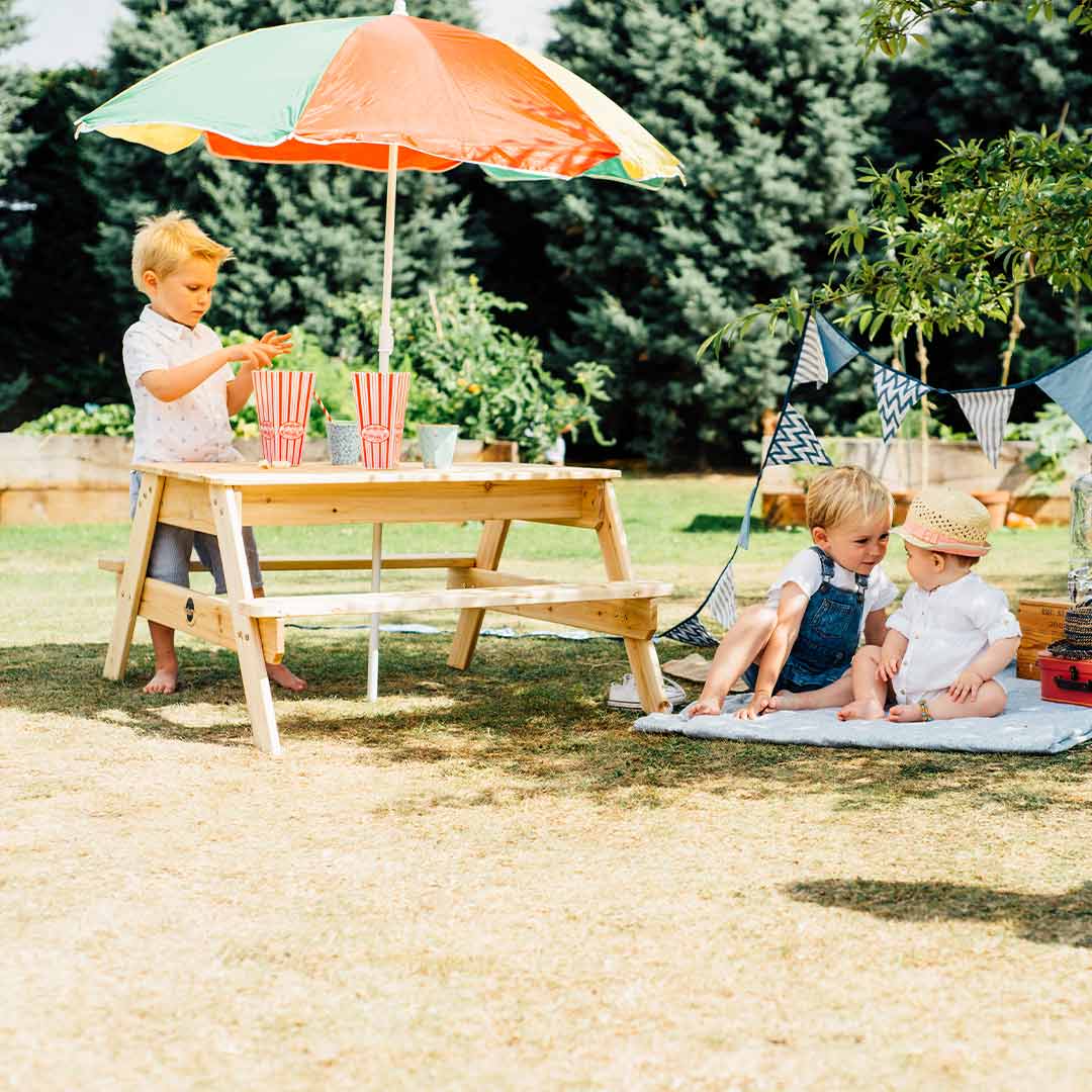 plum-wooden-picnic-table-parasol-natural-lifestyle_1080x_653d6e17-4770-49ed-86a2-2d335ec3a6fb-Natural Baby Shower