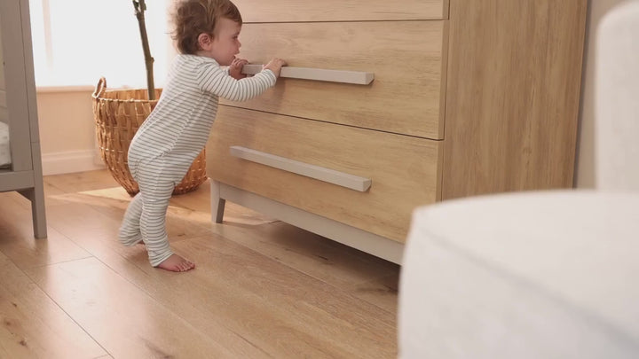 Tutti Bambini Hallee Chest Changer - Mushroom/Golden Oak