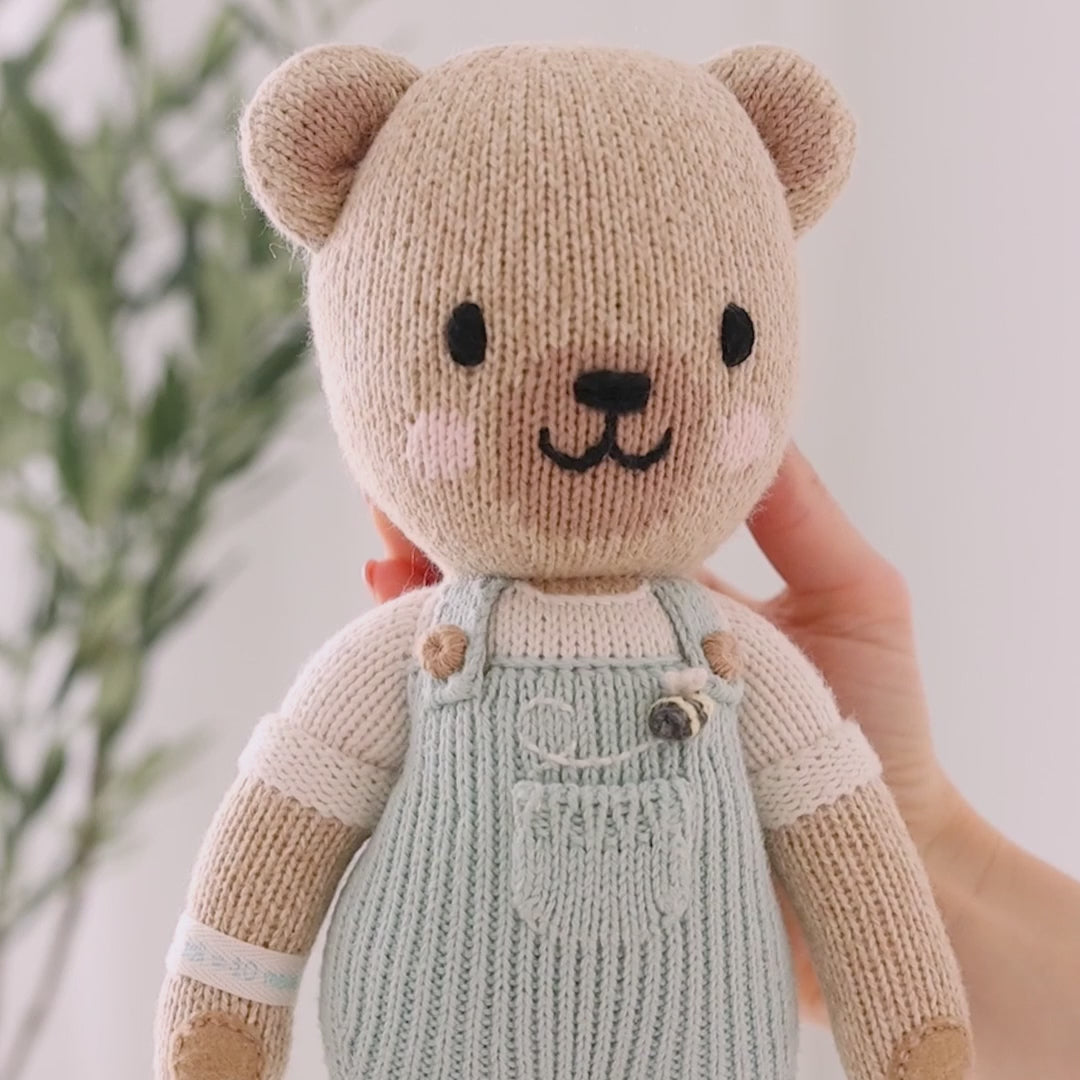 Cuddle + Kind Signature Collection - Charlie The Honey Bear - Little