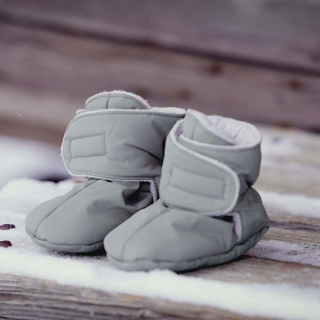 Voksi Baby Booties - Meadow Green Light Grey