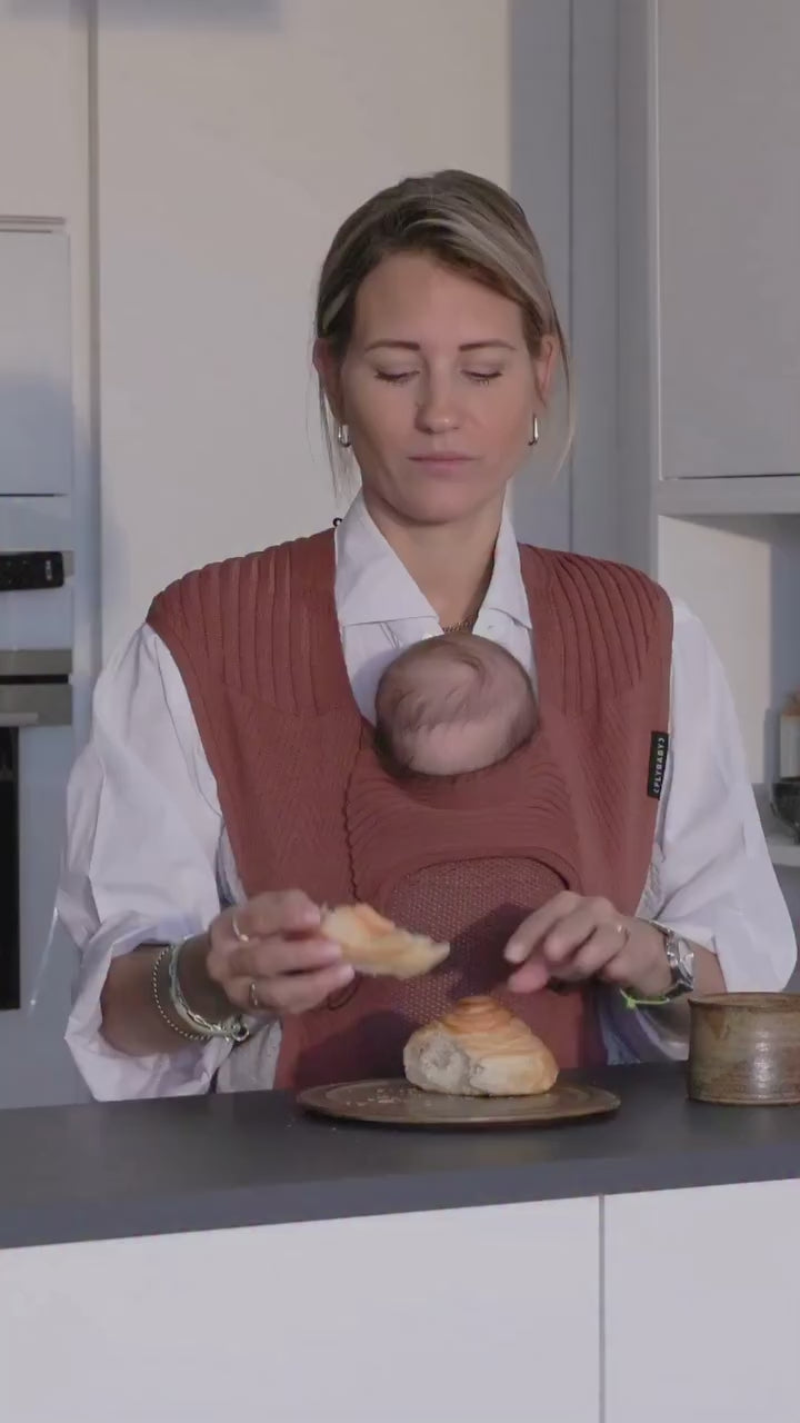 Flybaby Baby Carrier - Creme