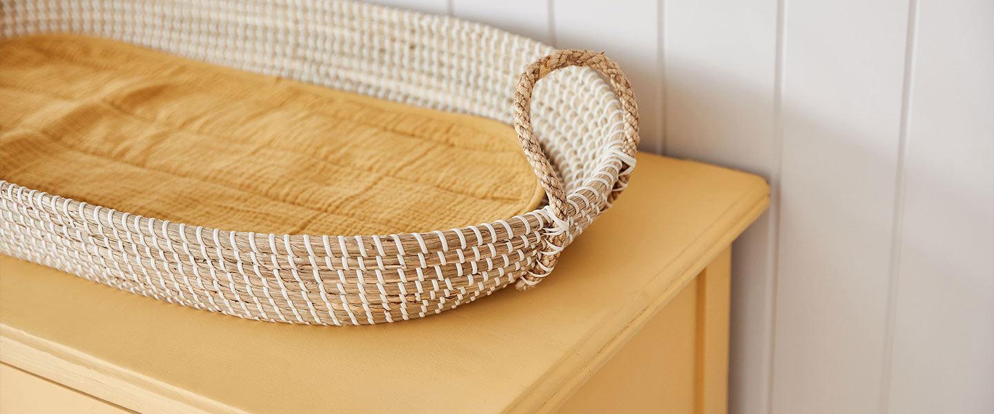 sale-changing-mats-baskets-collection-banner-Natural Baby Shower