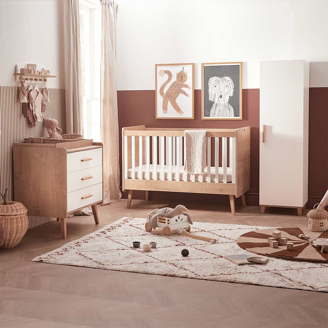 silver-cross-3-piece-furniture-set-westport-lifestyle-22_76051769-7abe-4894-880a-df01fb5804bd-Natural Baby Shower