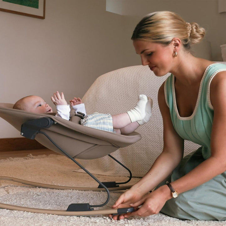 Silver Cross Nest & Nurture 4-in-1 Highchair and Bouncer - Biscuit-Highchairs-Biscuit- | Natural Baby Shower