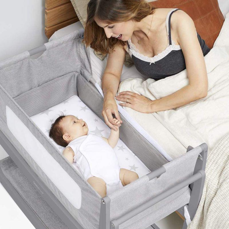 snuzpod4-bedside-crib-starter-bundle-urban-lifestyle-mobile_65731489-28c4-40e8-94ac-805a05229465-Natural Baby Shower