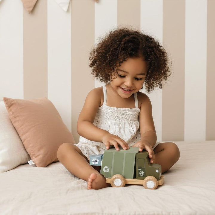 Speedy Monkey Garbage Truck-Push-Alongs- | Natural Baby Shower