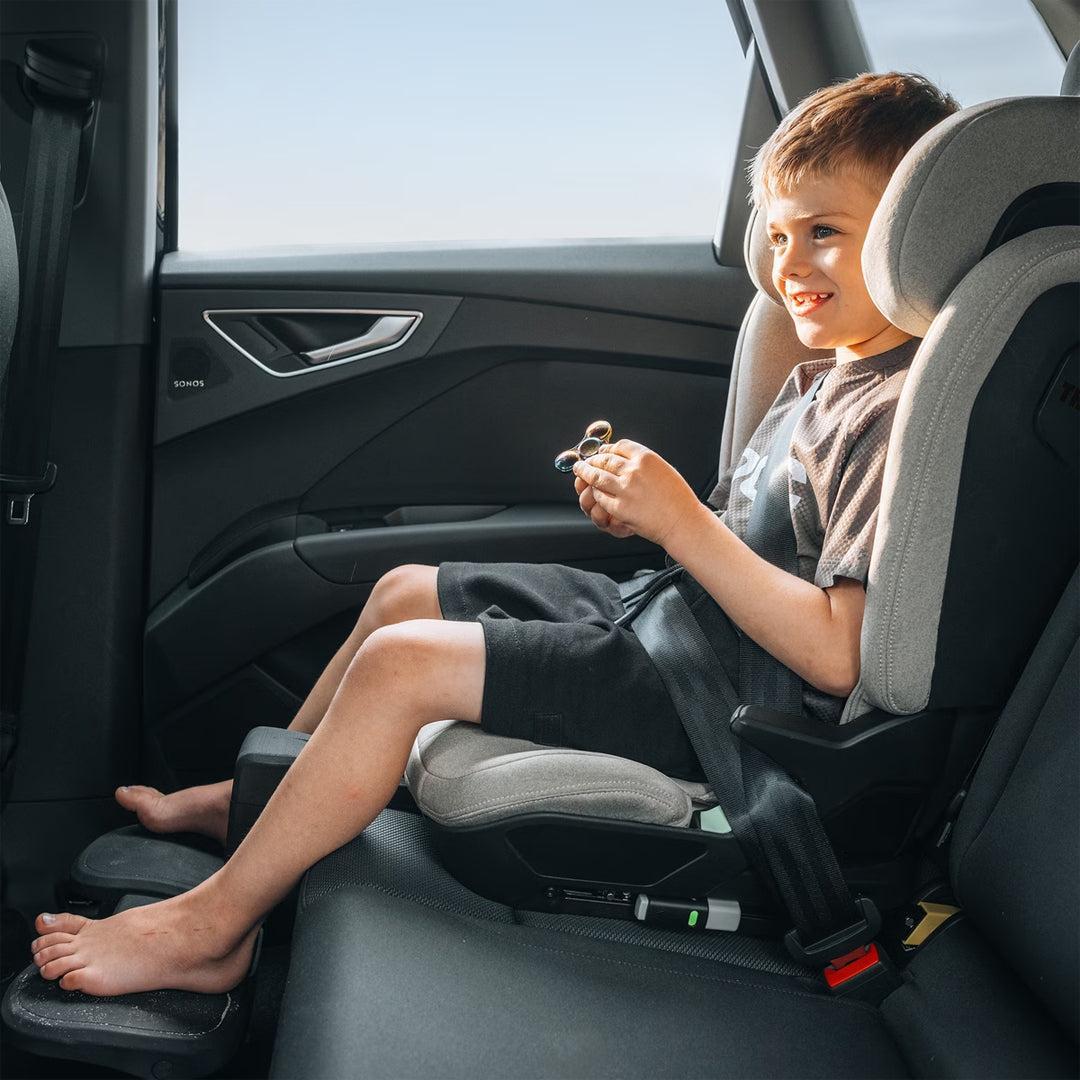 Thule Palm Footrest-Car Seat Kits- | Natural Baby Shower